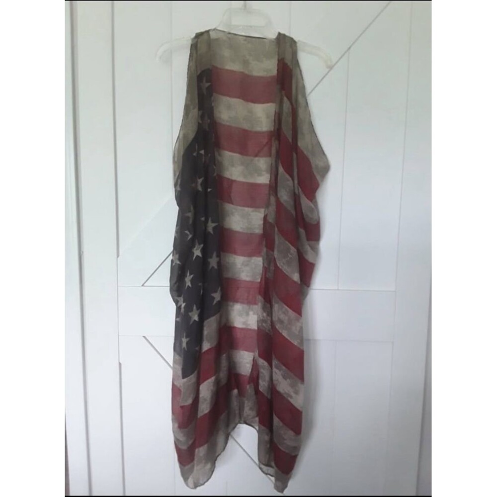 Patriotic Cover up NWOT Medium Boutique